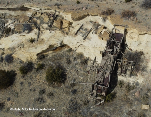 Overhead view of tipple  and waste pile