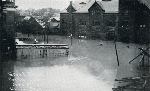 Victoria and B st272